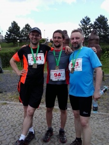 Pierwsze zawody: Parszywa dwunastka 2013r. Misiu zaczyna biegać.