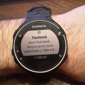 Garmin FR 230. Powiadomienie z Facebooka.